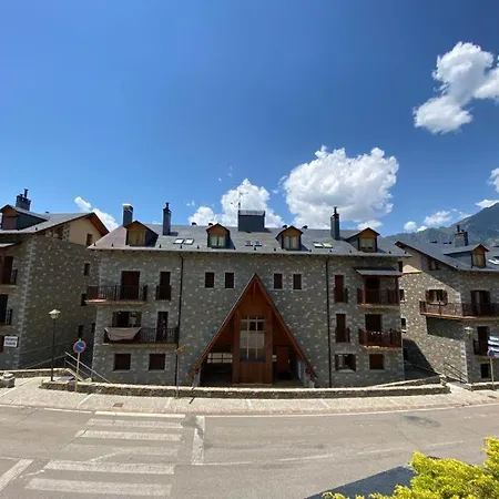Apartment Agradable Con Jardin Privado En Cerler