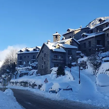 Agradable Con Jardin Privado En דירה *